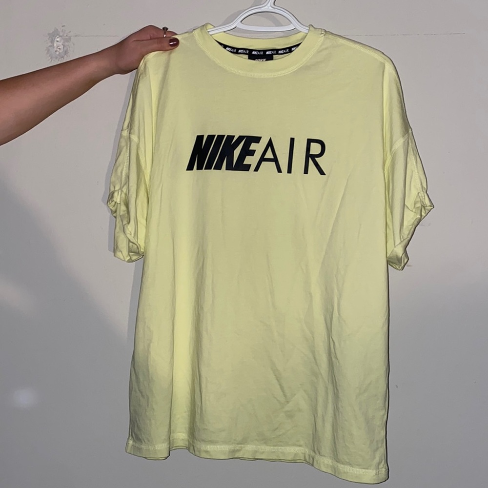 Nike tshirt.